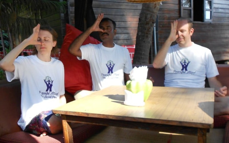 10 Best Online Yoga Retreats: Discover Virtual Bliss 46 Larry Jacinth