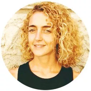 10 Best Online Yin Yoga Teacher Trainings (Yoga Alliance Approved) 11 Andrea