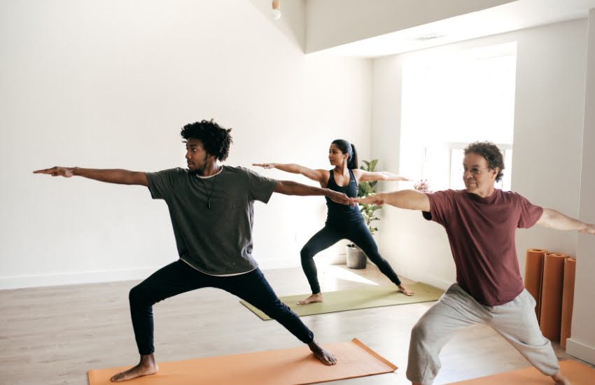 A Guide to Creating a Beginner-Friendly Yoga Sequence 3 starting a yoga sequence