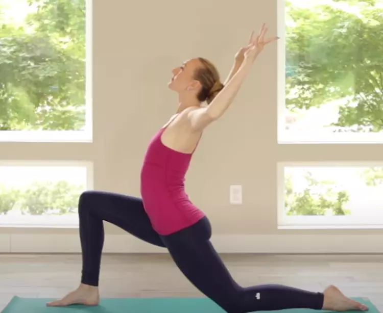 5 Best 500 Hour Yoga Teacher Training Online: Advanced TTC 5 brett larkin yoga teacher training