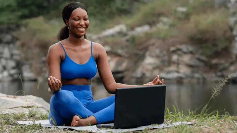 5 Best Affordable Yoga Teacher Training Online: Quality On A Budget 2 online 200-hour yoga teacher training program