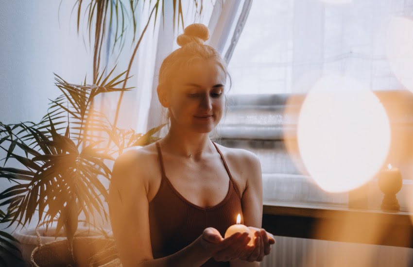 What is Yoga Teacher Training Really Like? Here's My Personal Experience 5 you-learn-all-about-energy-in-a-yttc.