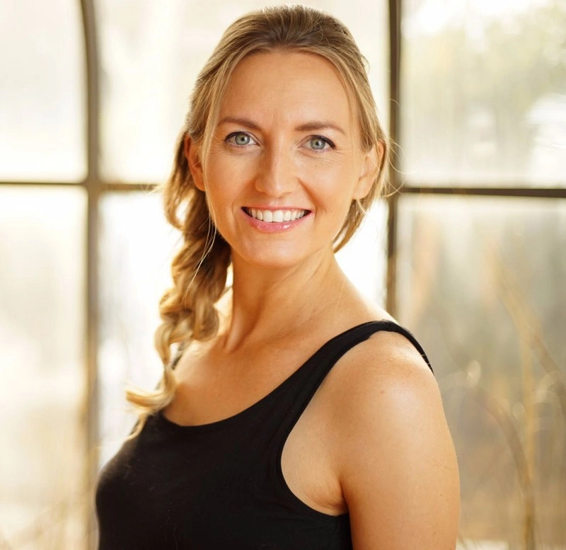 5 Best Prenatal Yoga Courses Online 6 Brett Larkin